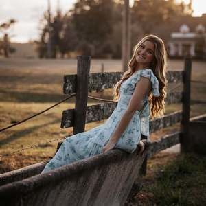 Meet your Posher, Ava